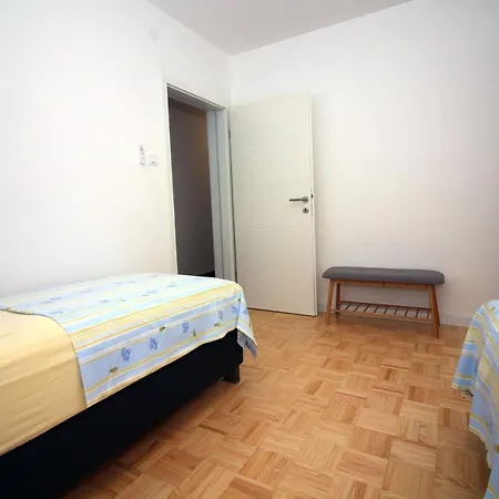 Apartment Stella *