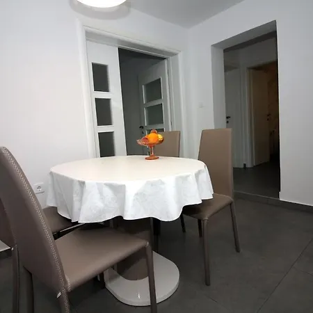 Appartement Stella Tisno